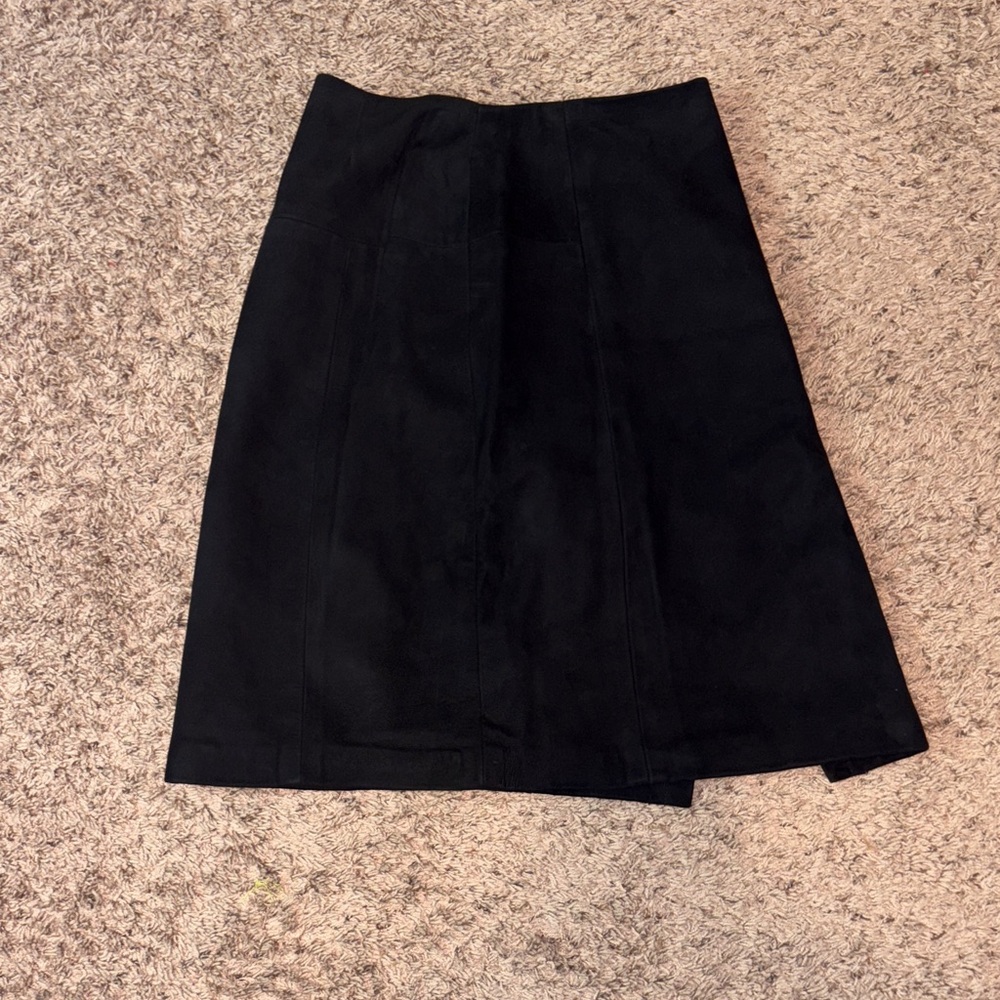 No Brand/ Unknown Chic Black A-Line Women's Skirt Size 12
